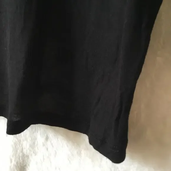 Kensie Black and White Abstract Print Top - Picture 11 of 16